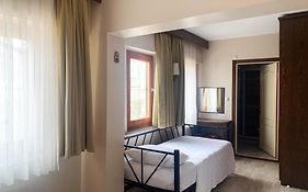 Mitos Hotel